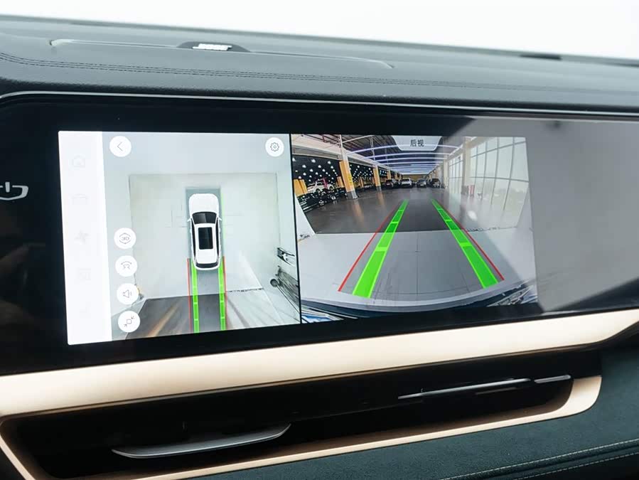 GEELY Monjaro 2023 car image #12