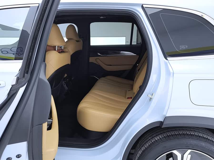 GEELY Monjaro EREV 2023 immagine di auto #12