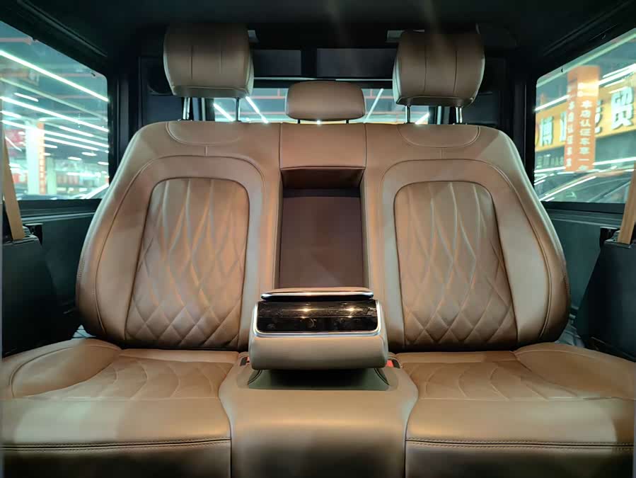 Mercedes-Benz G Class 2016 imagem de carro #12