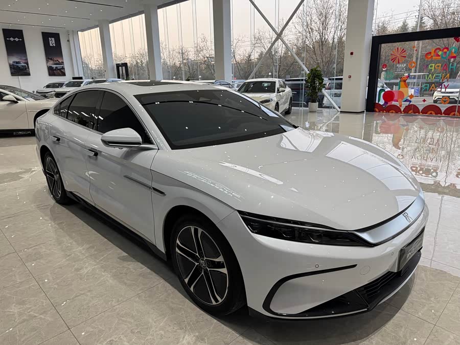 BYD Han 2023 car image #12