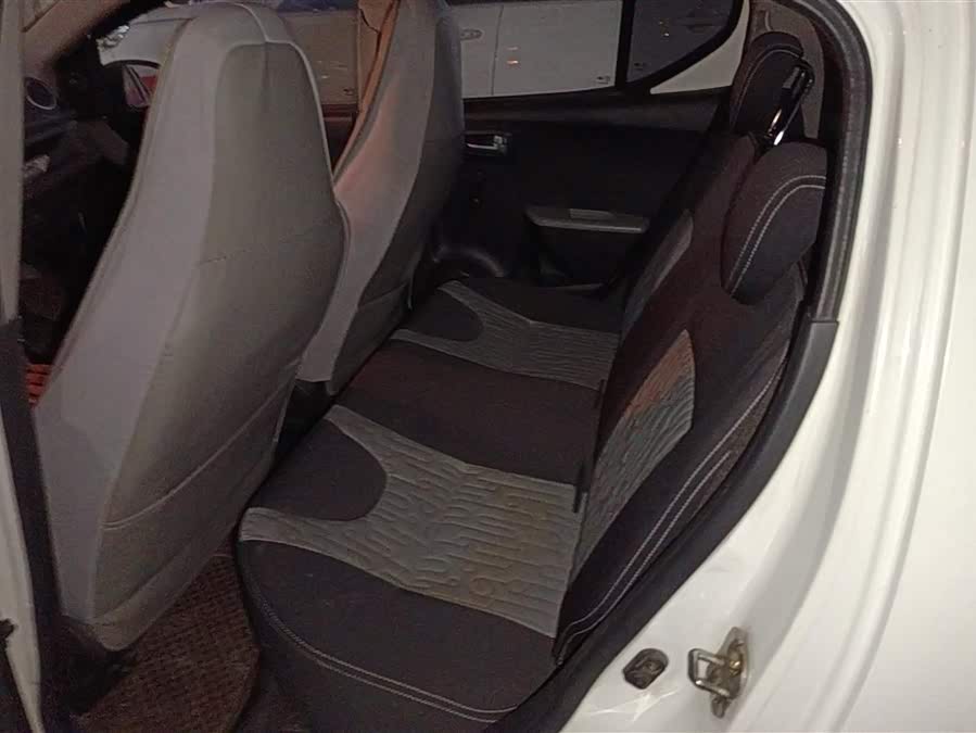 Suzuki Alto 2014 image de voiture #12