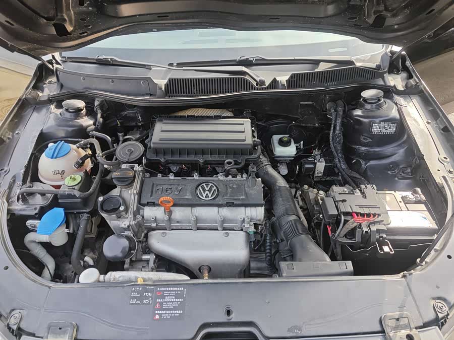 Volkswagen Lavida 2011 изображение автомобиля #12