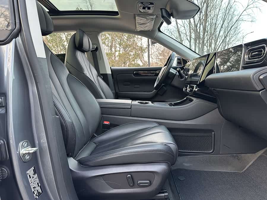 零跑汽车 零跑C11 2022 汽车图片 #12