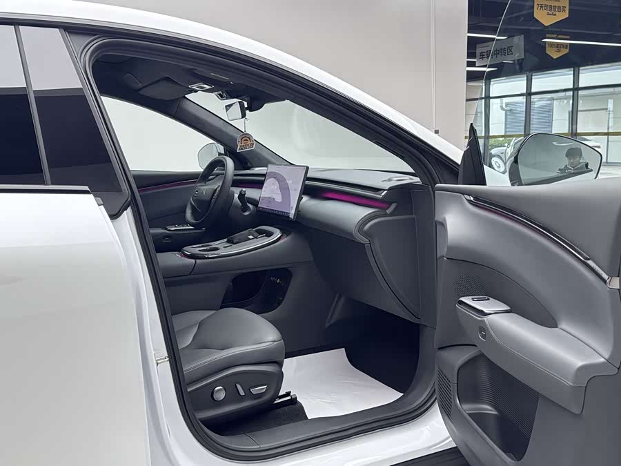 Xpeng G7 2025 immagine di auto #12