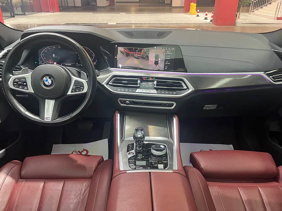 BMW X6 2021 car image #12