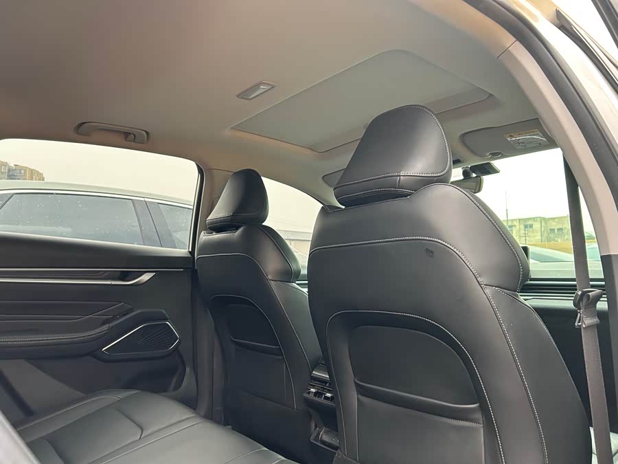 GEELY Emgrand 2022 car image #12