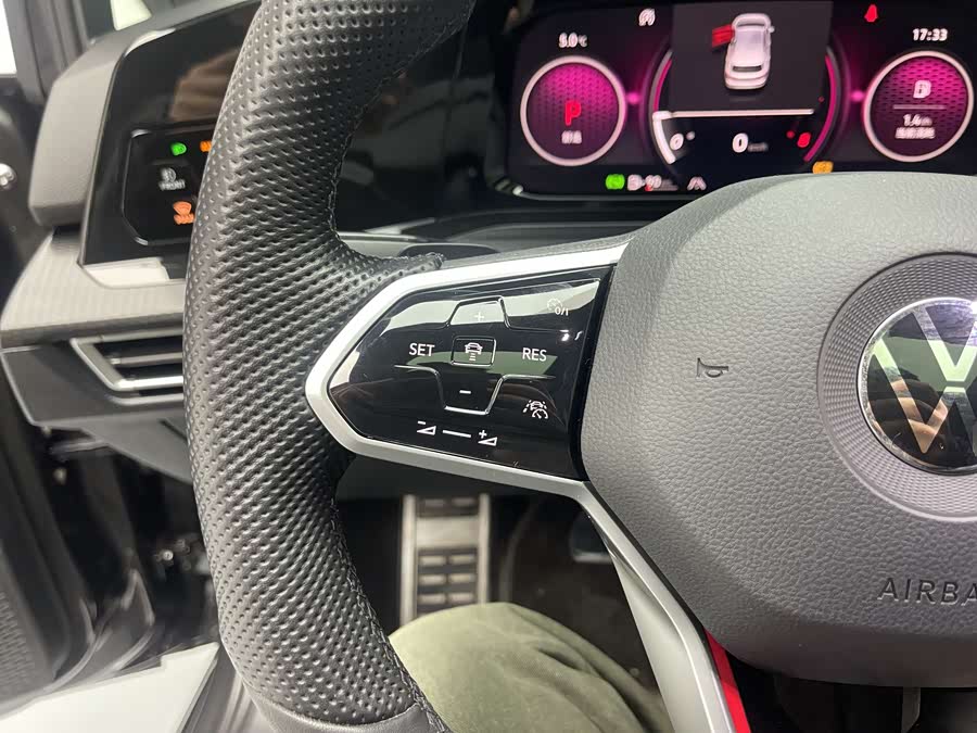 Volkswagen GolfGTI 2024 car image #12