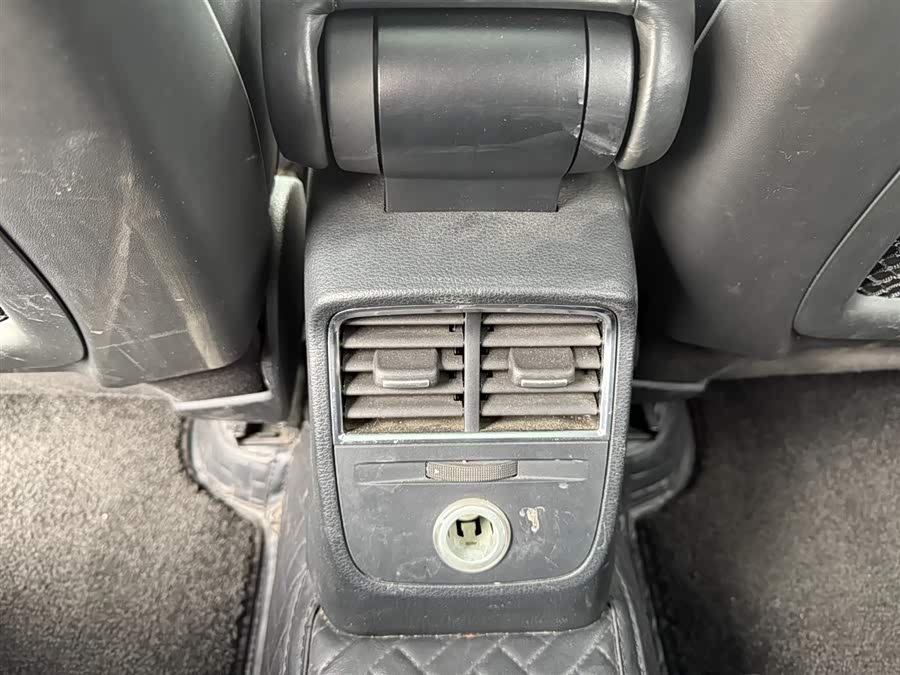 Audi RS 3 2018 immagine di auto #12