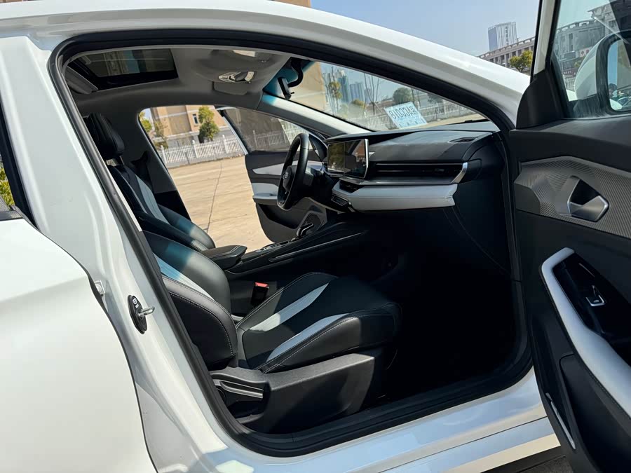 GEELY Binray 2025 #12 GEELY Binray 2025 immagine di auto #12