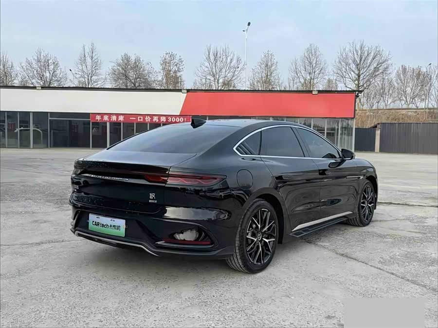 BYD Han 2025 car image #12