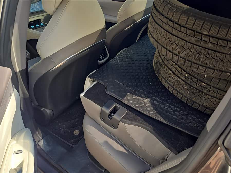 Deepal L07 2025 imagem de carro #12