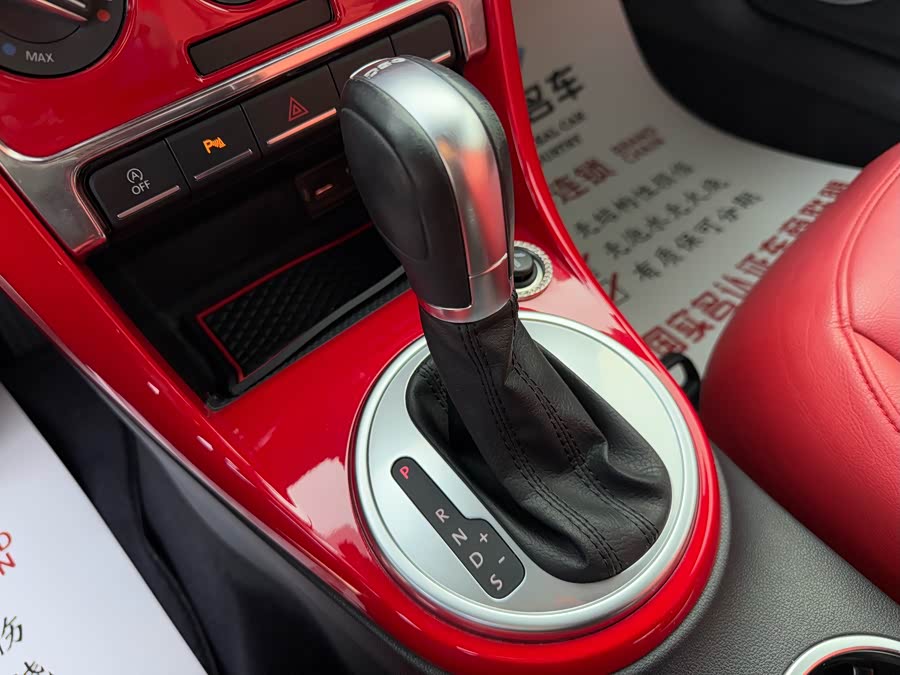 Volkswagen Beetle 2017 изображение автомобиля #12