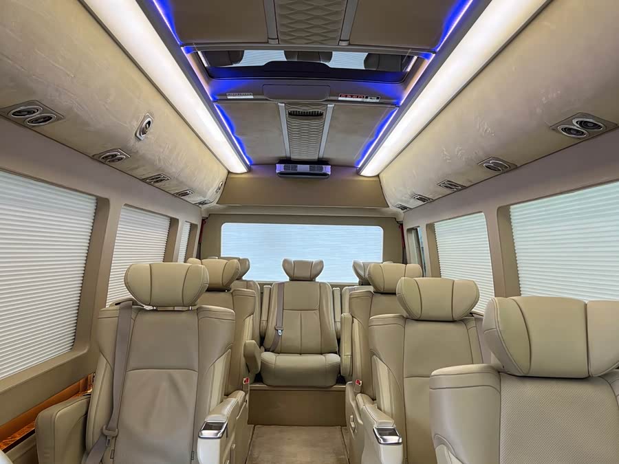 Toyota Coaster 2017 imagem de carro #12