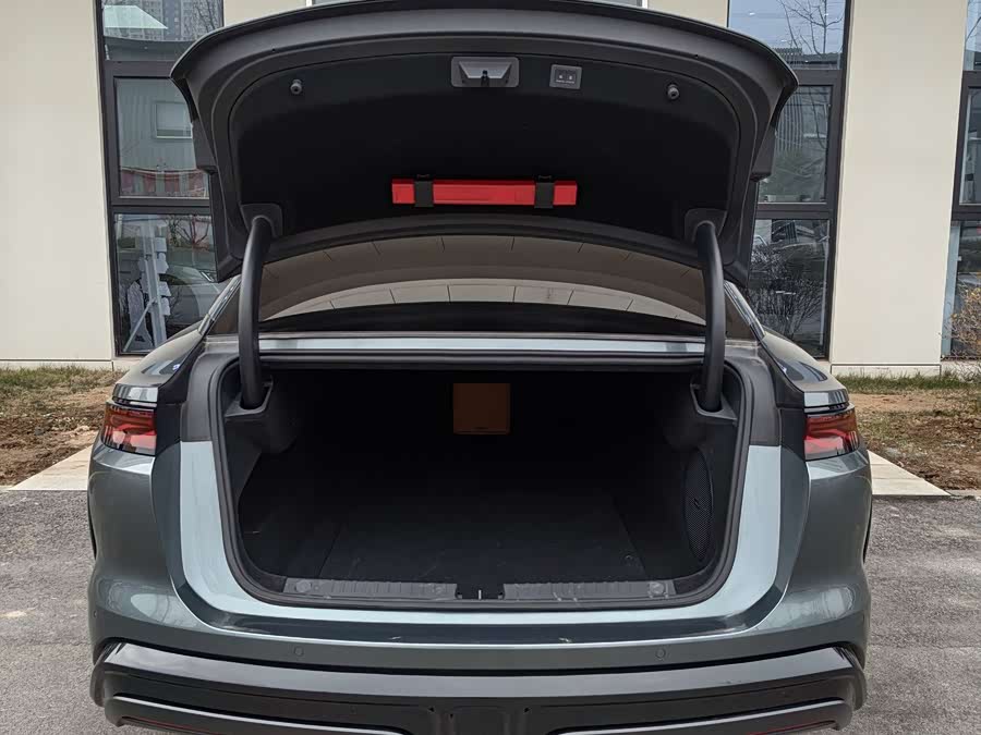 BYD HanL 2025 car image #12