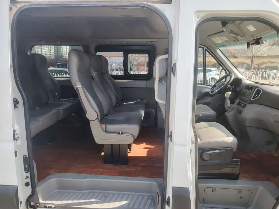 JAC 2020 #12 JAC 2020 immagine di auto #12