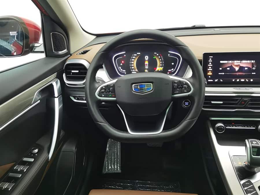 GEELY Coolray 2019 car image #12
