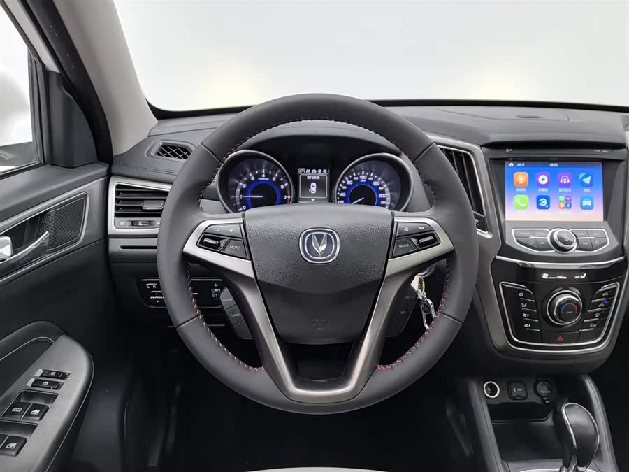 Changan CS35 2018 car image #12