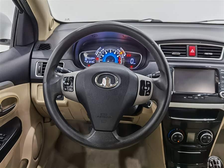 Great Wall C30 2014 imagem de carro #12