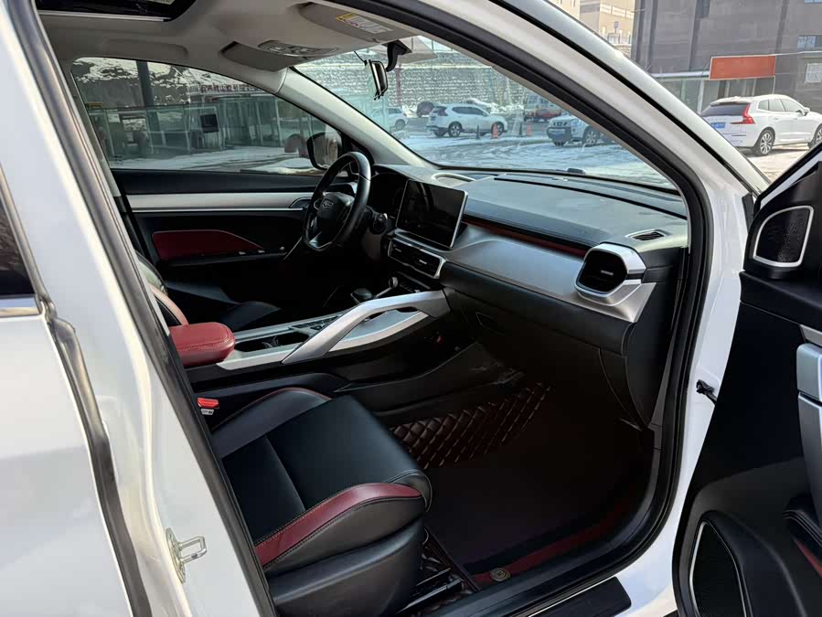 GEELY Coolray 2021 #12 GEELY Coolray 2021 car image #12