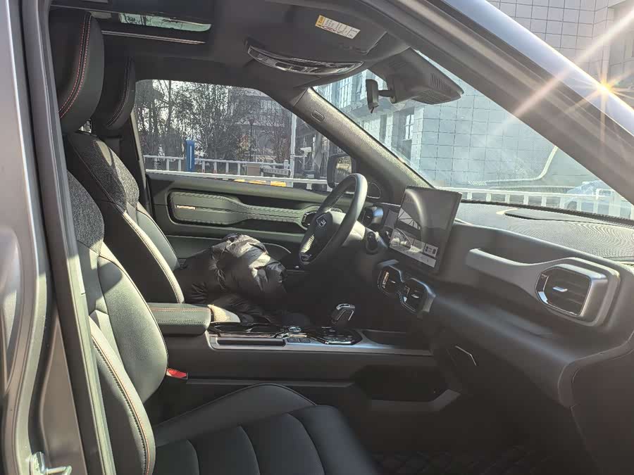 GEELY Cowboy 2025 car image #12