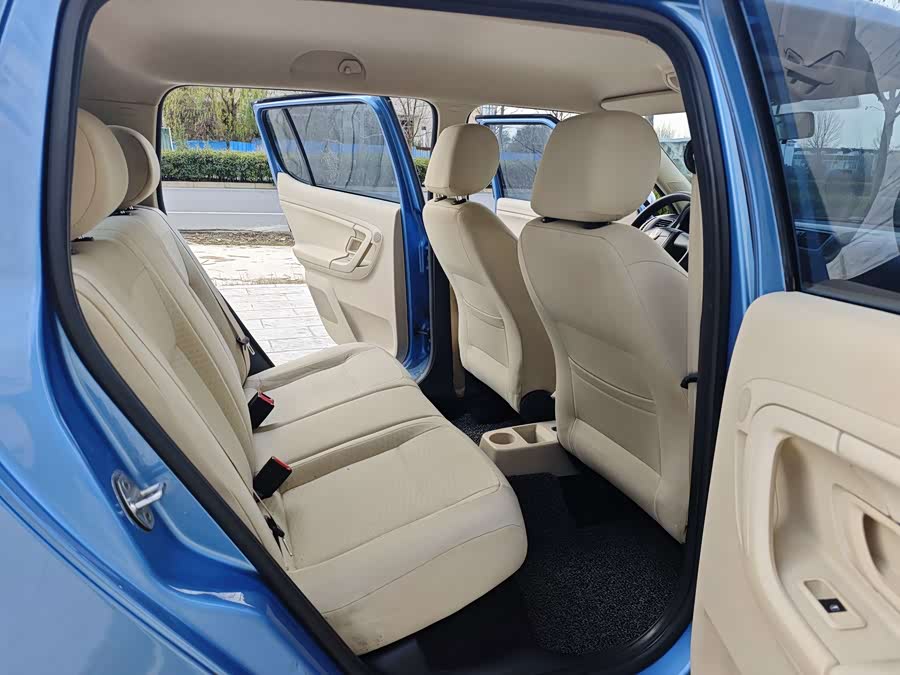 Skoda Fabia 2013 image de voiture #12