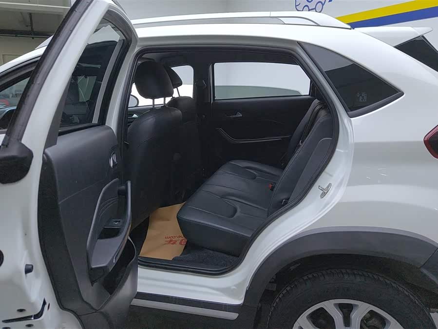 Chery Tiggo 3x 2021 car image #12