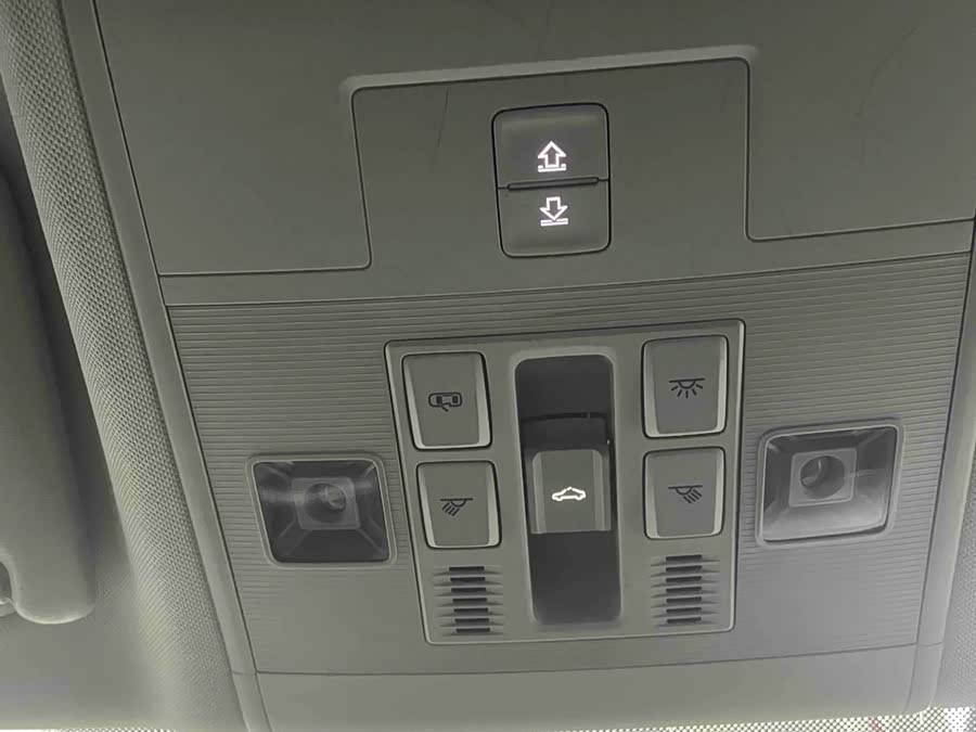 Volkswagen T-Cross 2022 car image #12