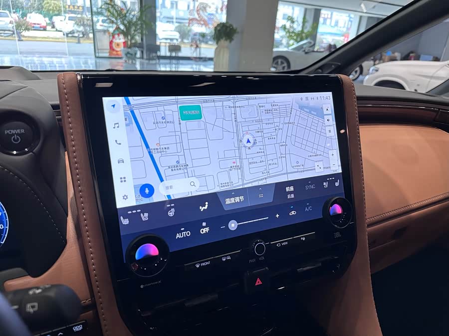 Toyota Vellfire 2024 #12 Toyota Vellfire 2024 صورة سيارة #12