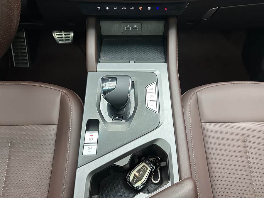 Jetour X90 PLUS 2023 #12 Jetour X90 PLUS 2023 image de voiture #12