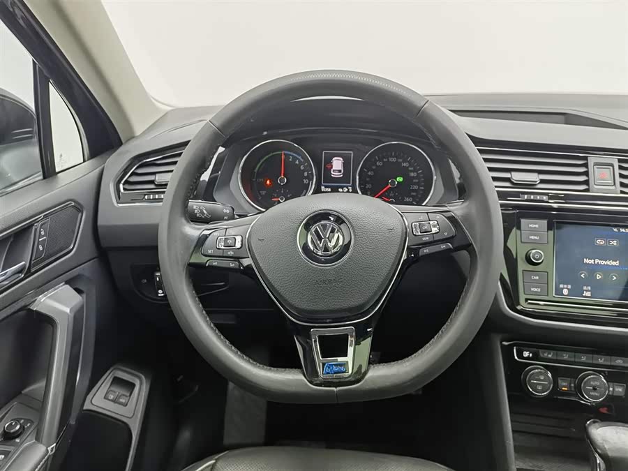 Volkswagen Tiguan L New Energy 2020 изображение автомобиля #12