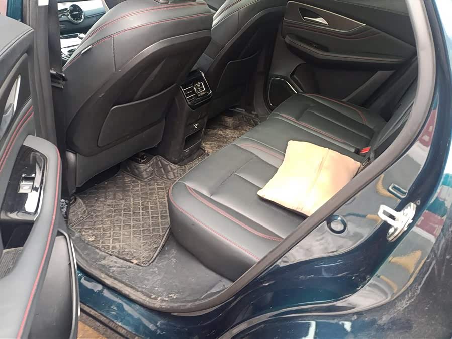 Forthing T5 EVO 2022 car image #12