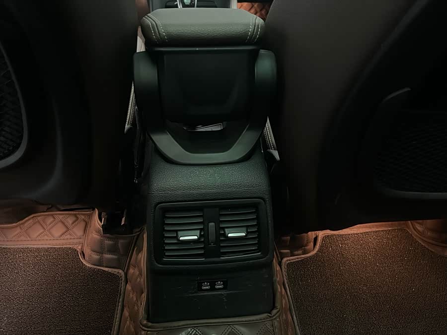 BMW X1 2021 car image #12