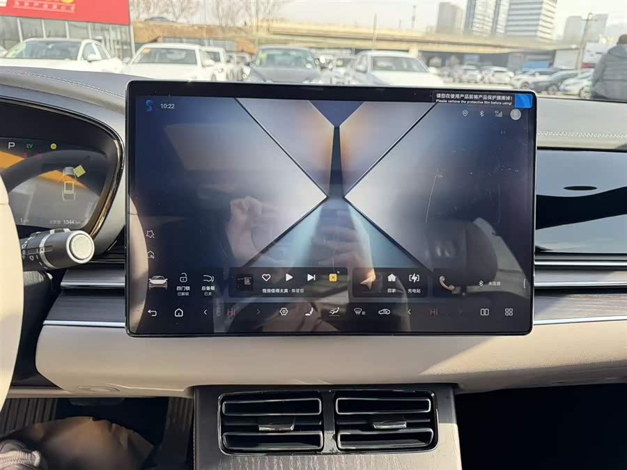 BYD Han 2025 car image #12