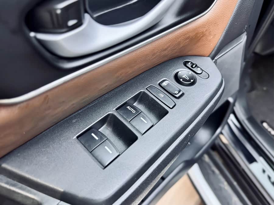 Honda CR-V 2019 image de voiture #12