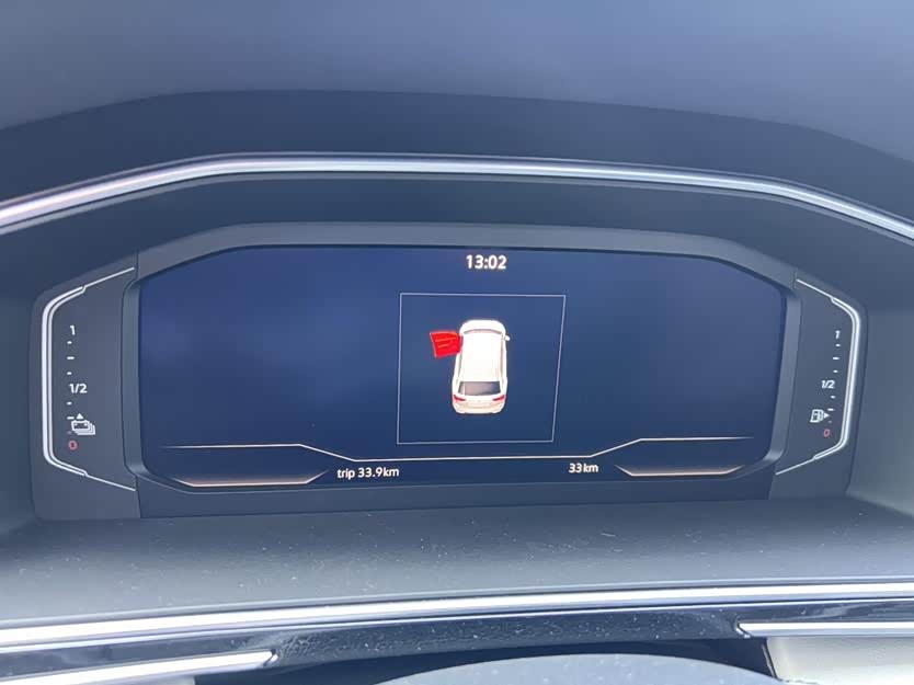 Volkswagen Tiguan L New Energy 2025 صورة سيارة #12