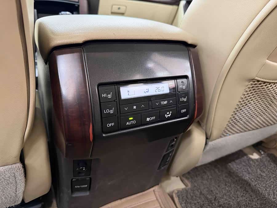 Toyota Land Cruiser Prado 2017 immagine di auto #12