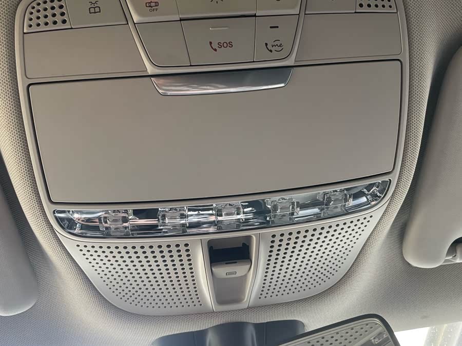 Mercedes-Benz C Class 2021 car image #12