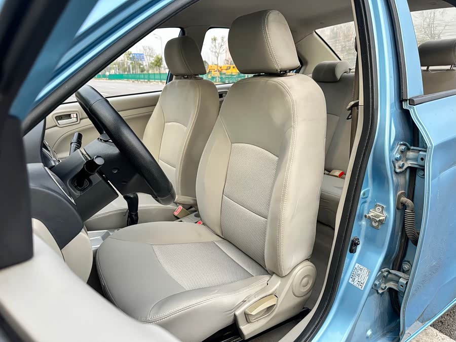 Changan Alsvin V3 2014 car image #12