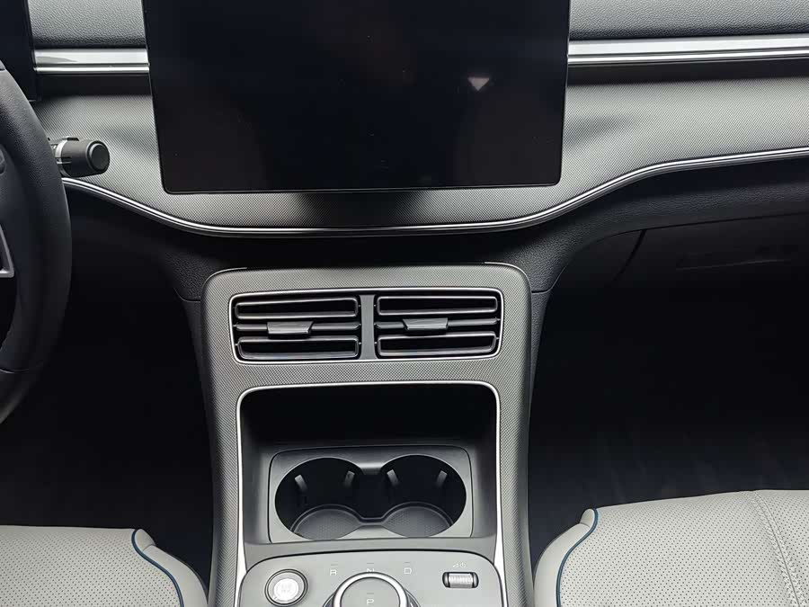 BYD Destroyer 05 2024 #12 BYD Destroyer 05 2024 car image #12