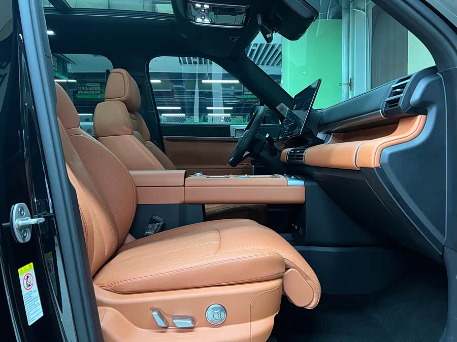 FangChengBao Tiger 7 2025 car image #12