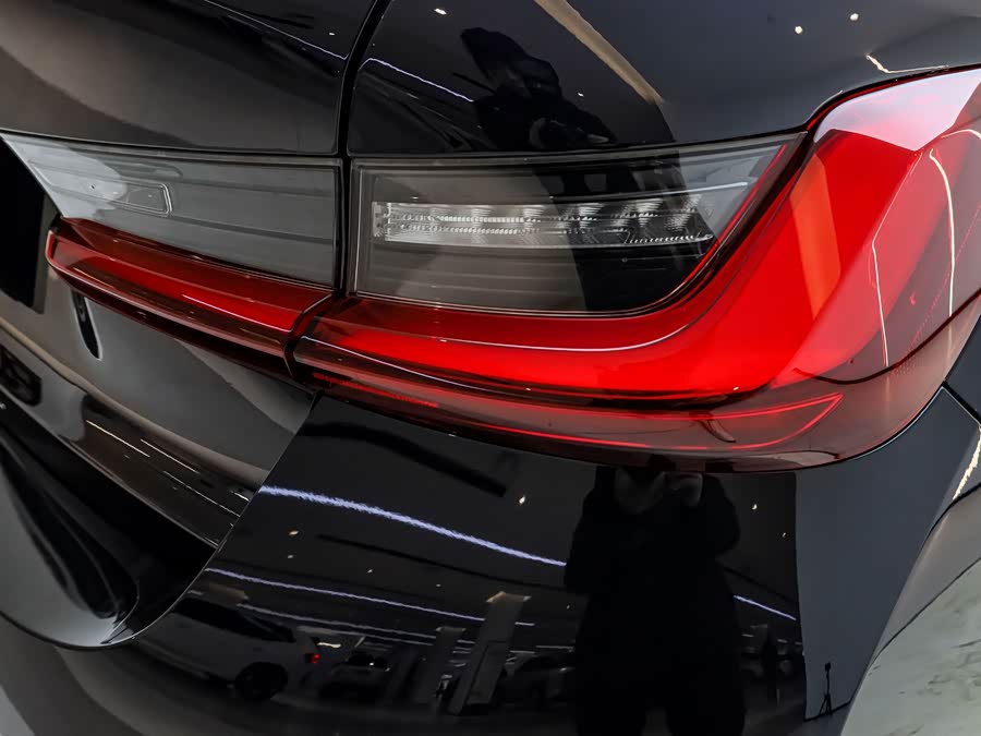 BMW i3 2023 immagine di auto #12