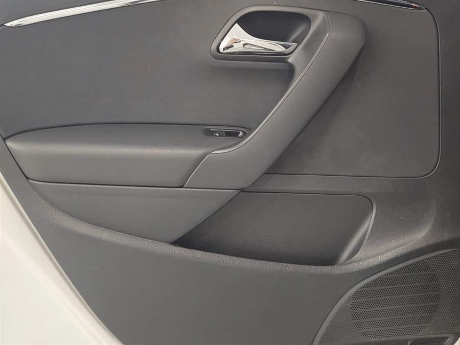 Volkswagen Polo 2018 immagine di auto #12