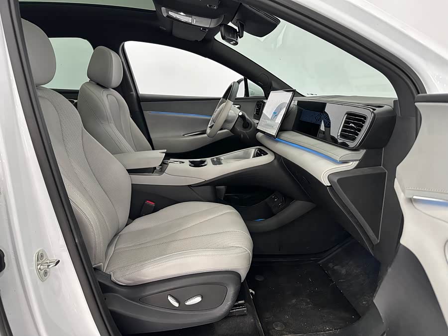 BYD Sea Lion 06 New Energy 2025 car image #12