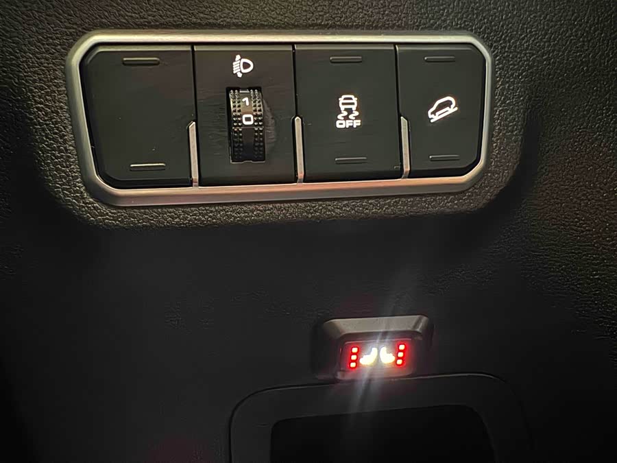 Haval M6 2021 car image #12