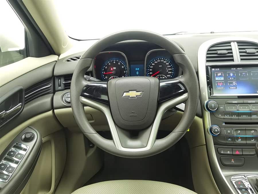 Chevrolet Malibu 2015 car image #12