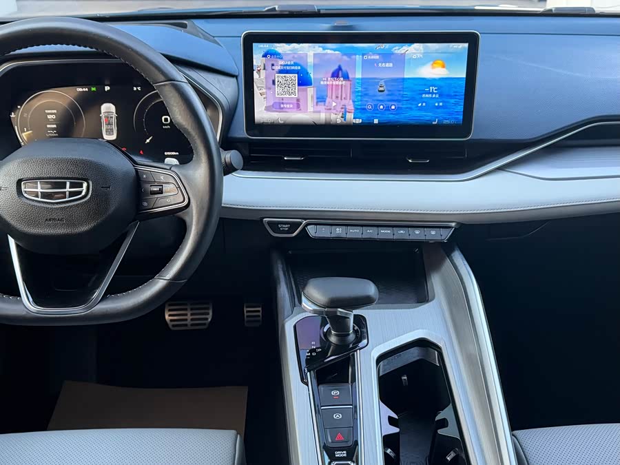 GEELY Preface 2022 car image #12