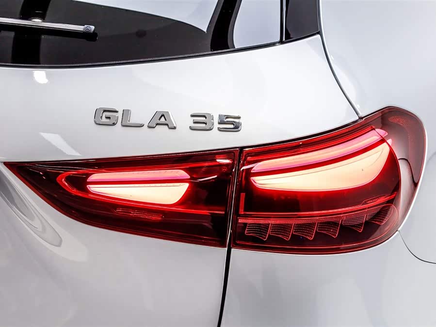 Mercedes-Benz GLA AMG 2023 #12 Mercedes-Benz GLA AMG 2023 image de voiture #12