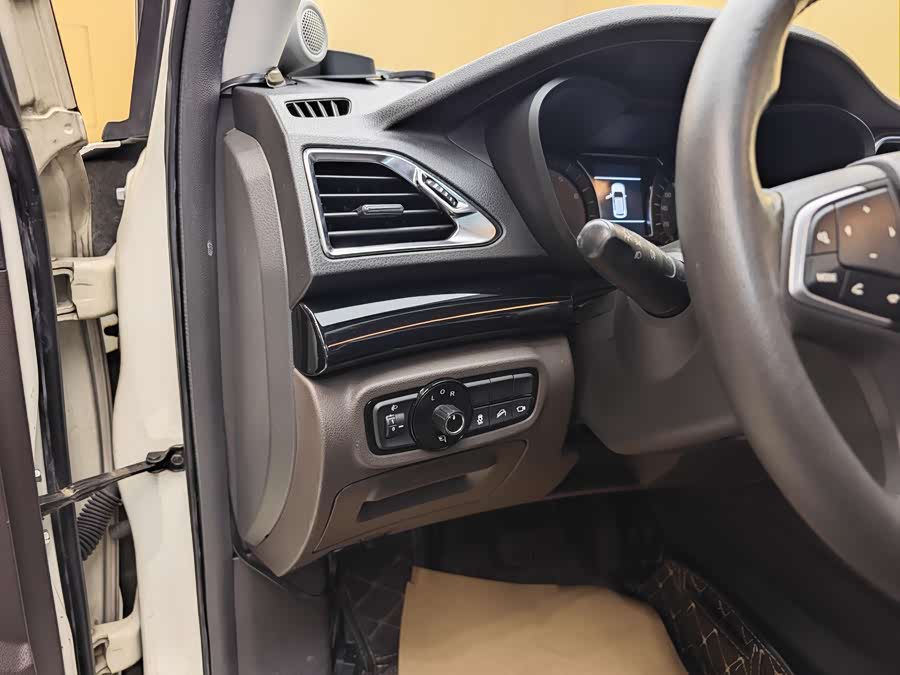 GAC Trumpchi GS4 2017 car image #12