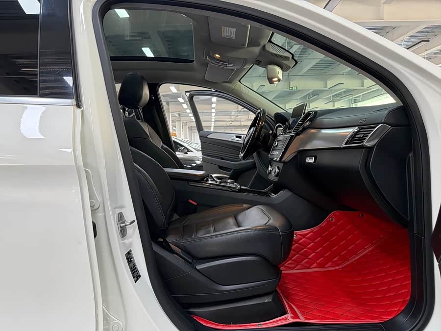 Mercedes-Benz GLE Coupe 2016 صورة سيارة #12