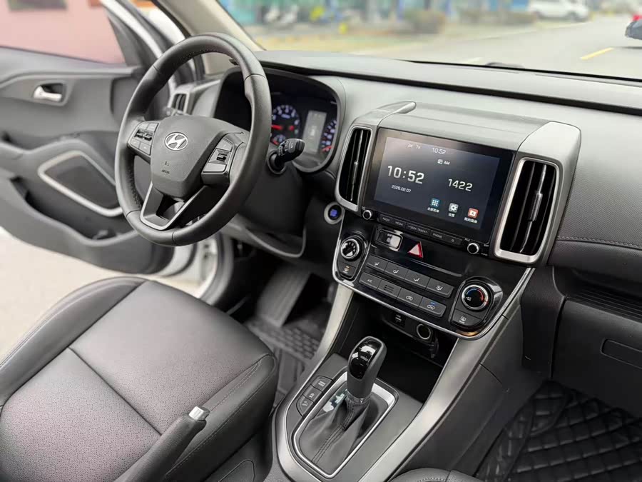 Hyundai ix35 2019 car image #12